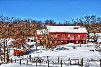 BARN NEAR SHOOKSTOWN ROAD